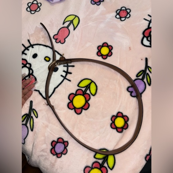 Coach - Picture 3 of 3